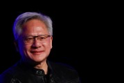 算命周易英伟达黄仁勋：编程人工智能如今就像训练一个人